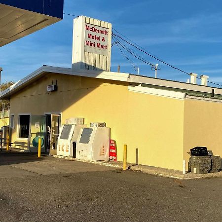 罗德威酒店 McDermitt  外观 照片